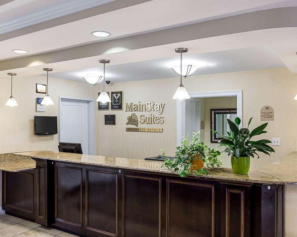 Mainstay Suites Houma Beltér fotó